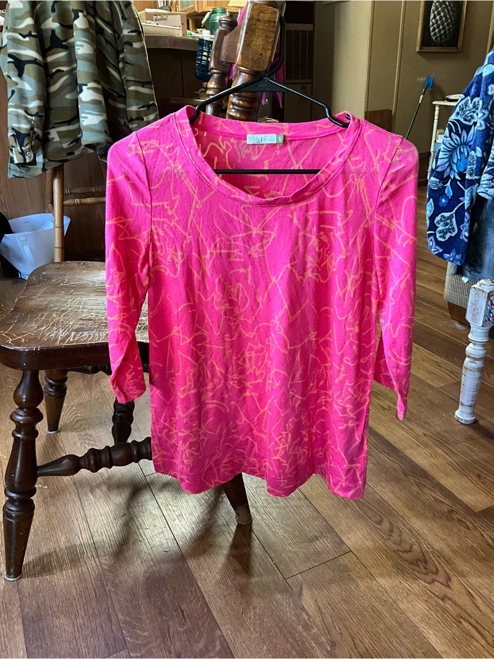 Chalet et Ceci  small top